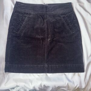 Ann Taylor LOFT Black Corduroy Skirt. Size 0.